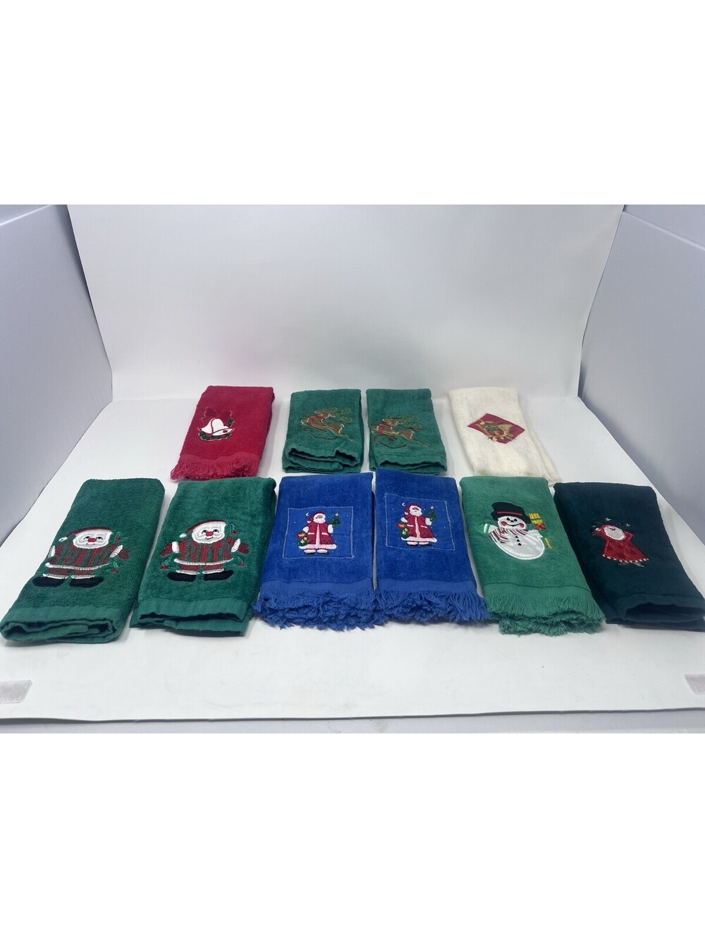 Lot of 10 Christmas Hand Towels Embroidered Santa Reindeer Snowman Holiday Decor
